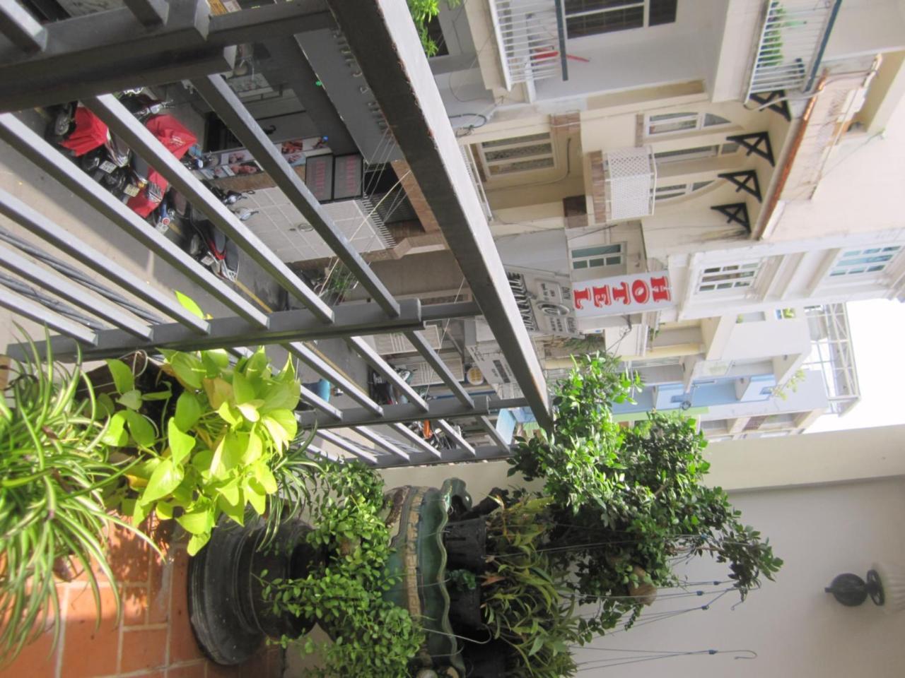 The Lily Hostel & Coffee Ho Chi Minh-Byen Eksteriør billede